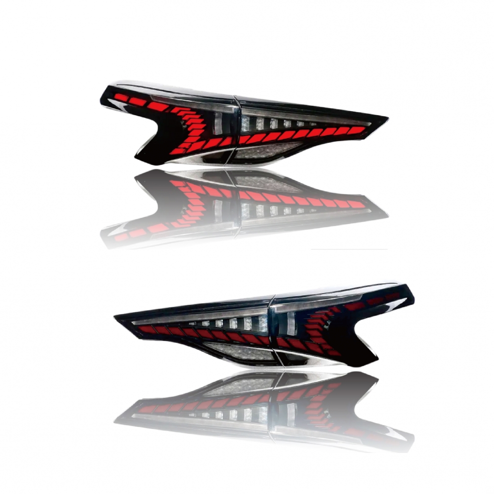 TOYOTA SIENNA貫穿龍麟尾燈